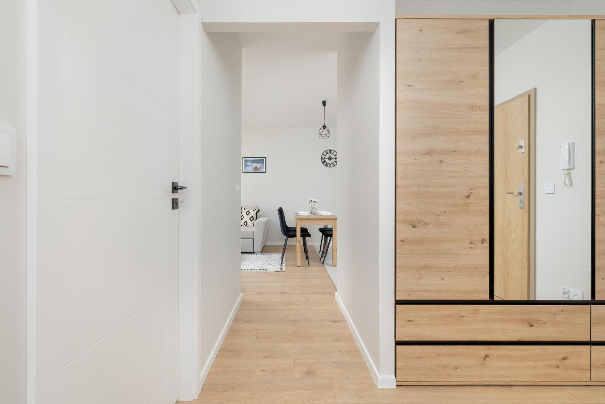 Bright Apartment Park Lotnikow Near Tauron Arena Krakow By Noclegi Renters Bagian luar foto